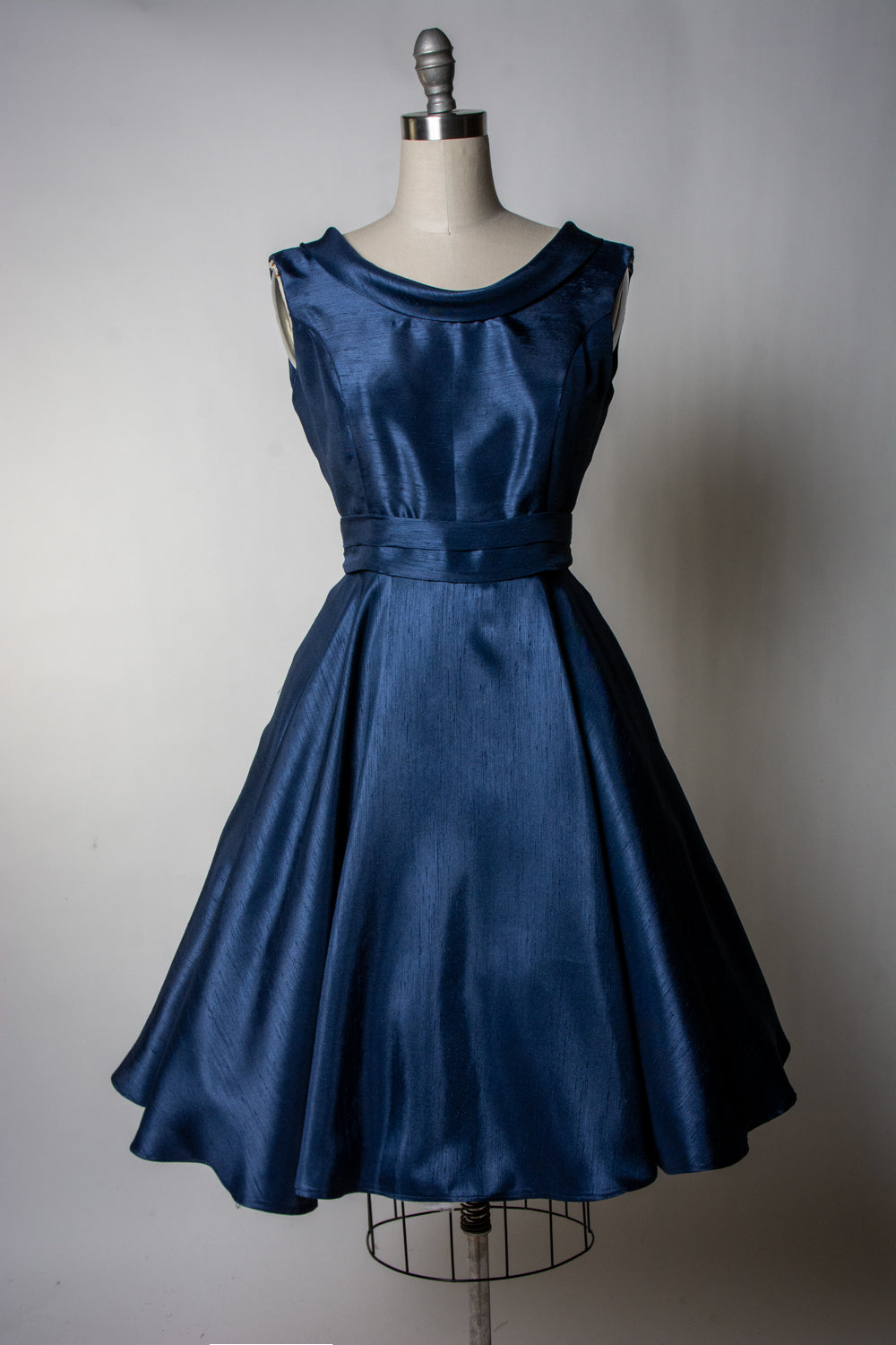 Suzette Dress - Shantung, Navy