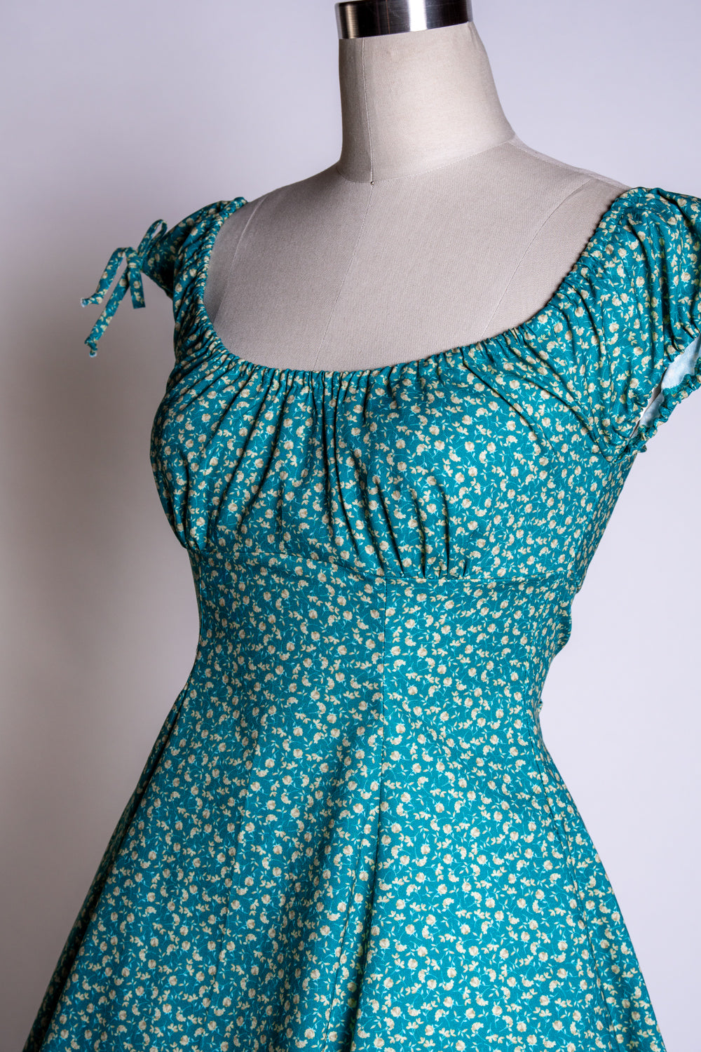 Hilda Dress - Little Flowers, Green