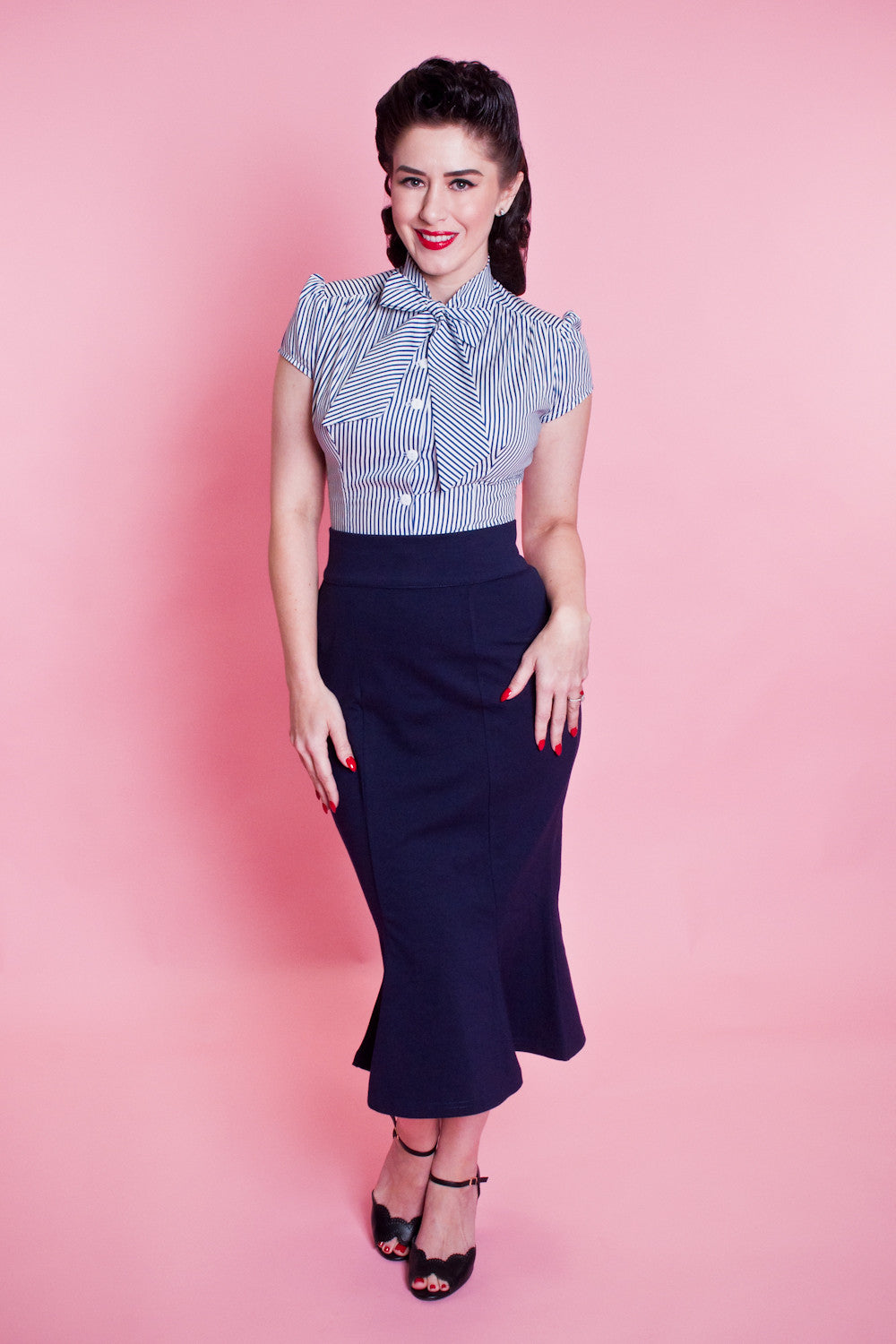 Diva Skirt - Navy - Heart of Haute